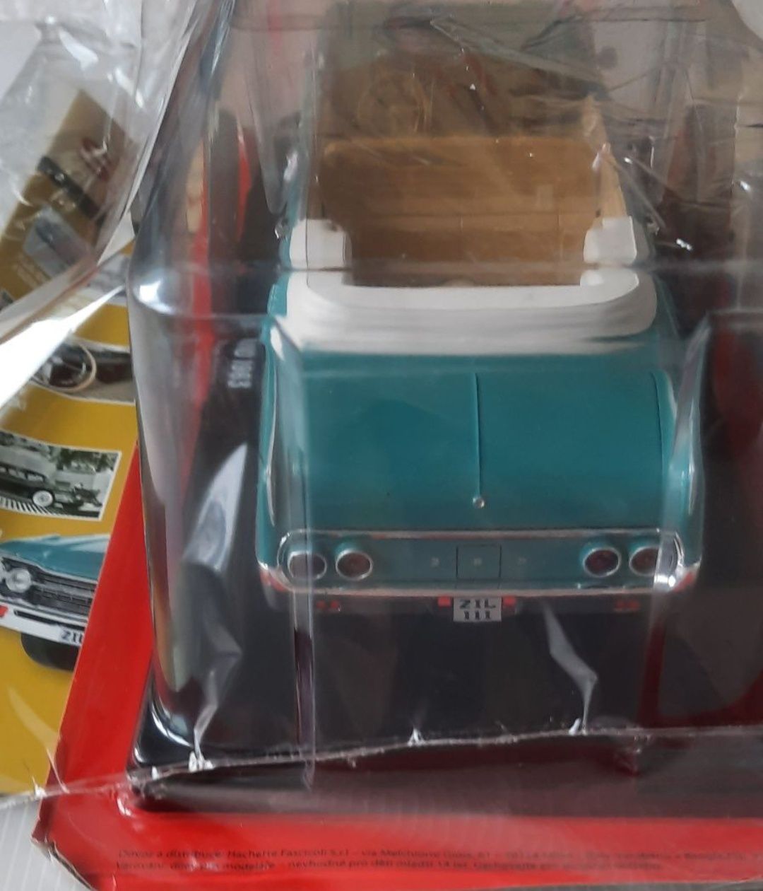 Zil 111D Kultowe Auta PRL model 1:24
