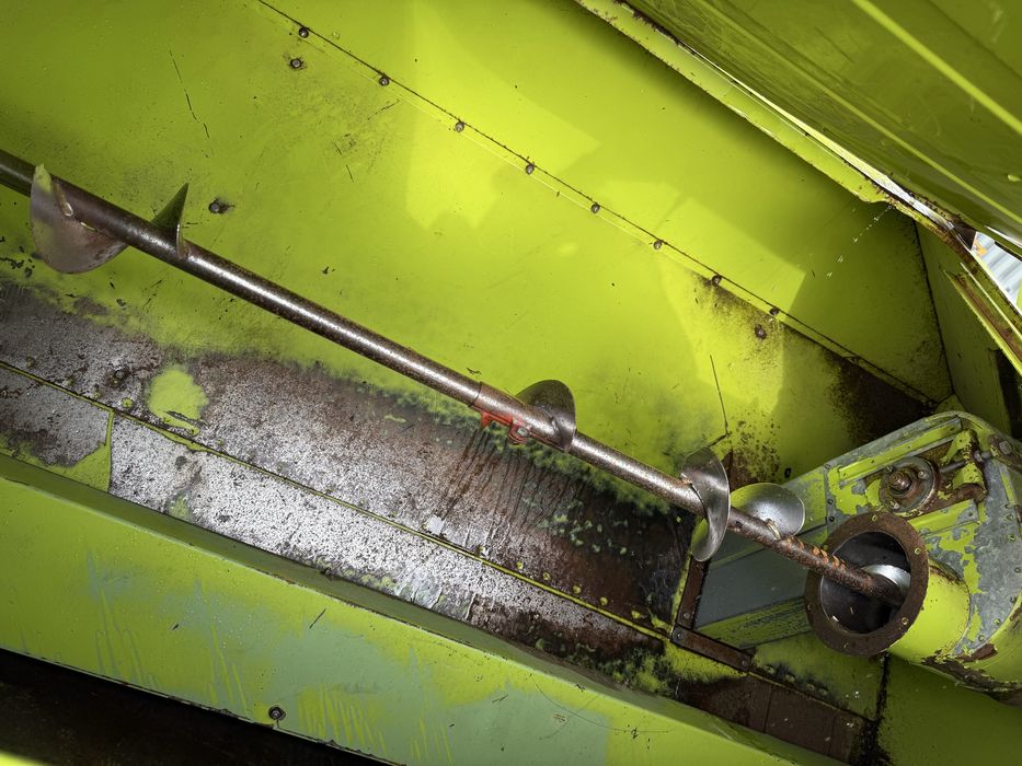 Комбайн зернозбиральний Claas Consul