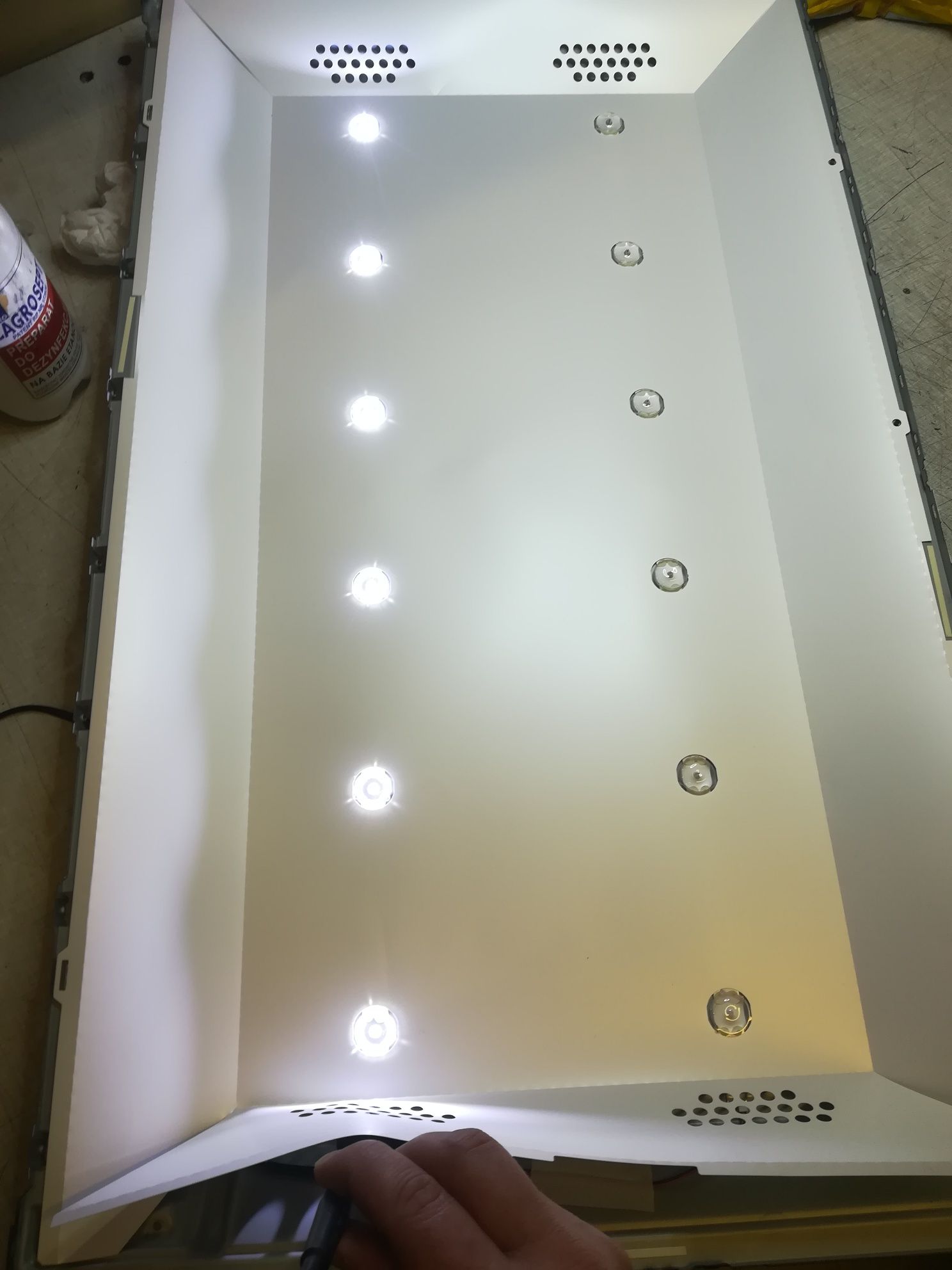 Podświetlenie / listwy LED Philips 32PHT4503