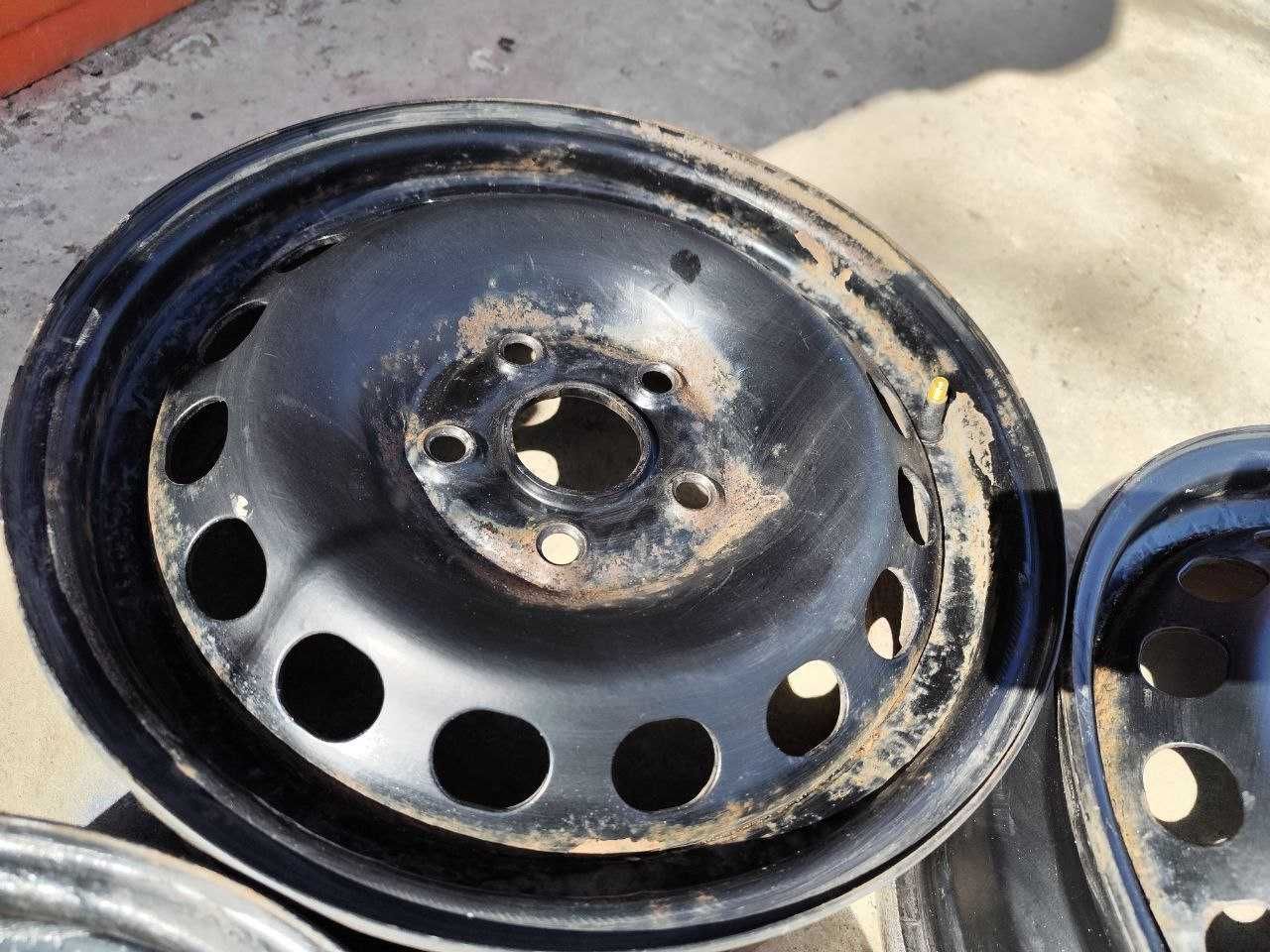 Комплект металевих дисків Volkswagen r15,  5*112