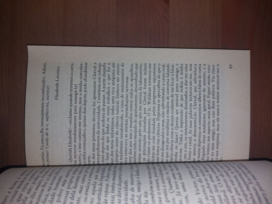 L " Frankenstein " Mary Shelley (Bom estado)