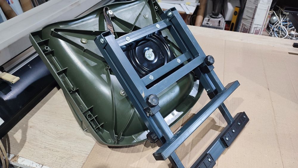 Крісло для човна на ліктрос