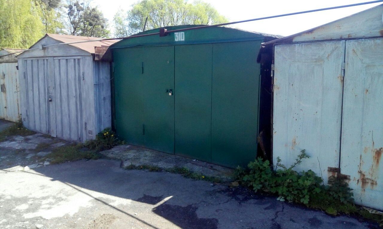 Гараж в районі Варшавсткої,Чорновола