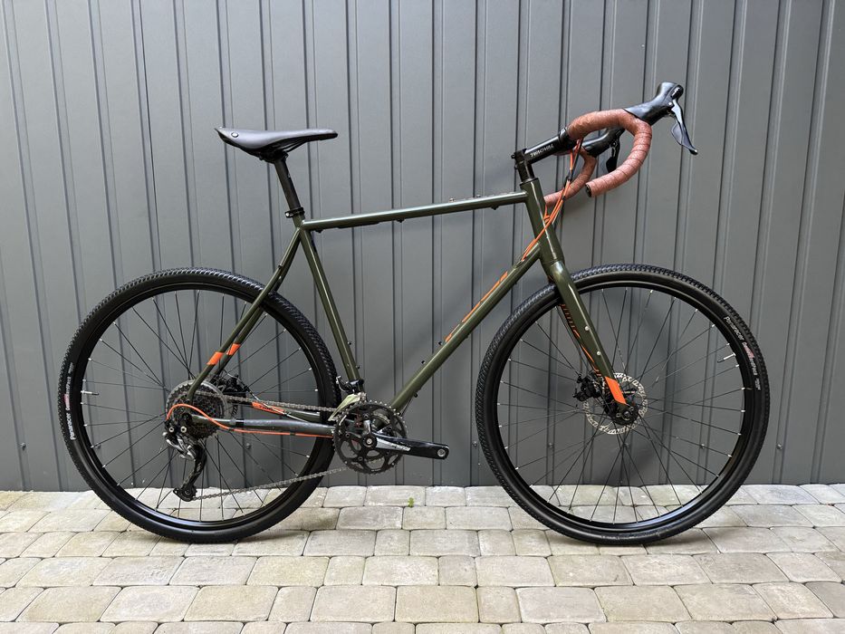 Гравійний Хромольвий Велосипед Fuji JARI 2.3. Brooks Cambium C15