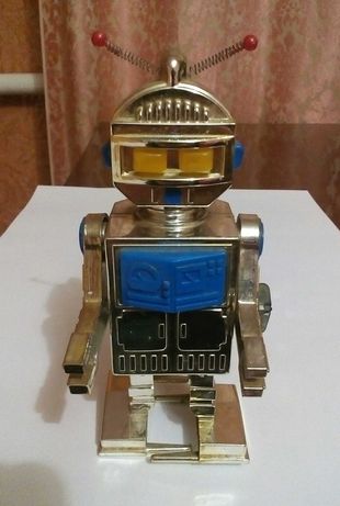 Заводний робот - вінтажна іграшка із СРСР