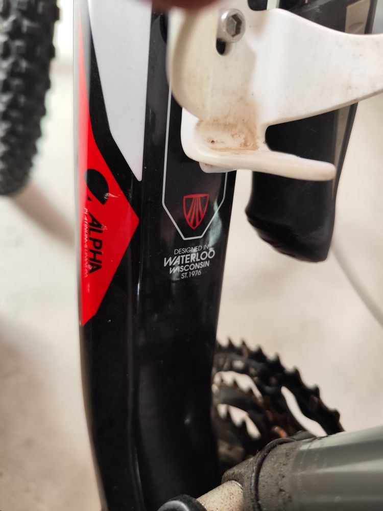 Bicicleta BTT TREK