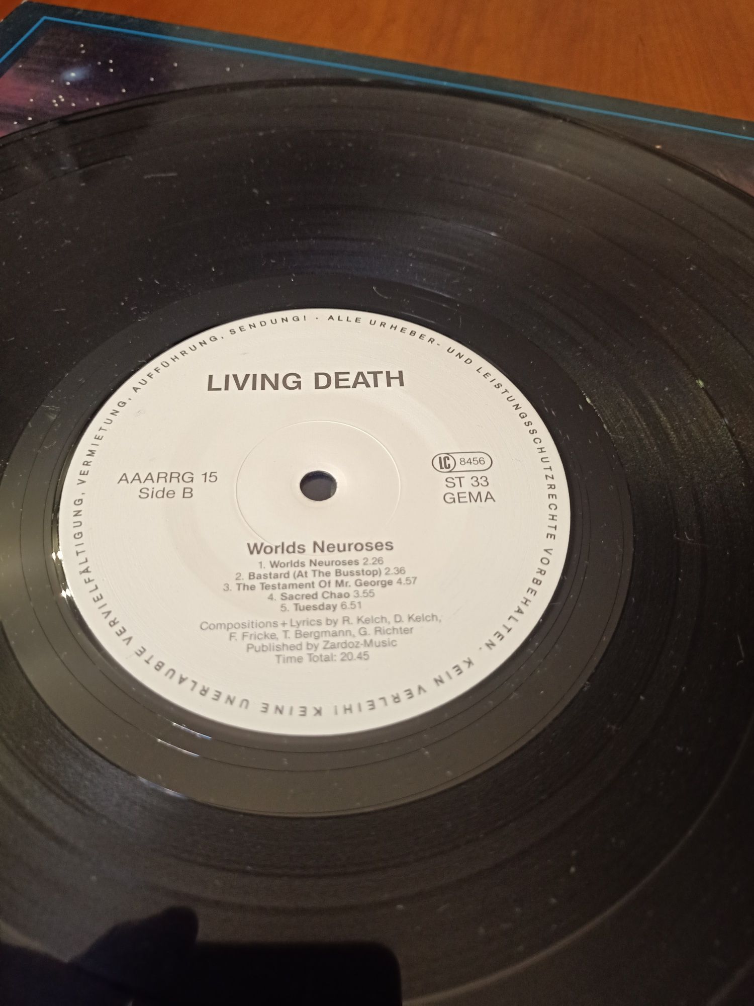 Disco vinil Living Death