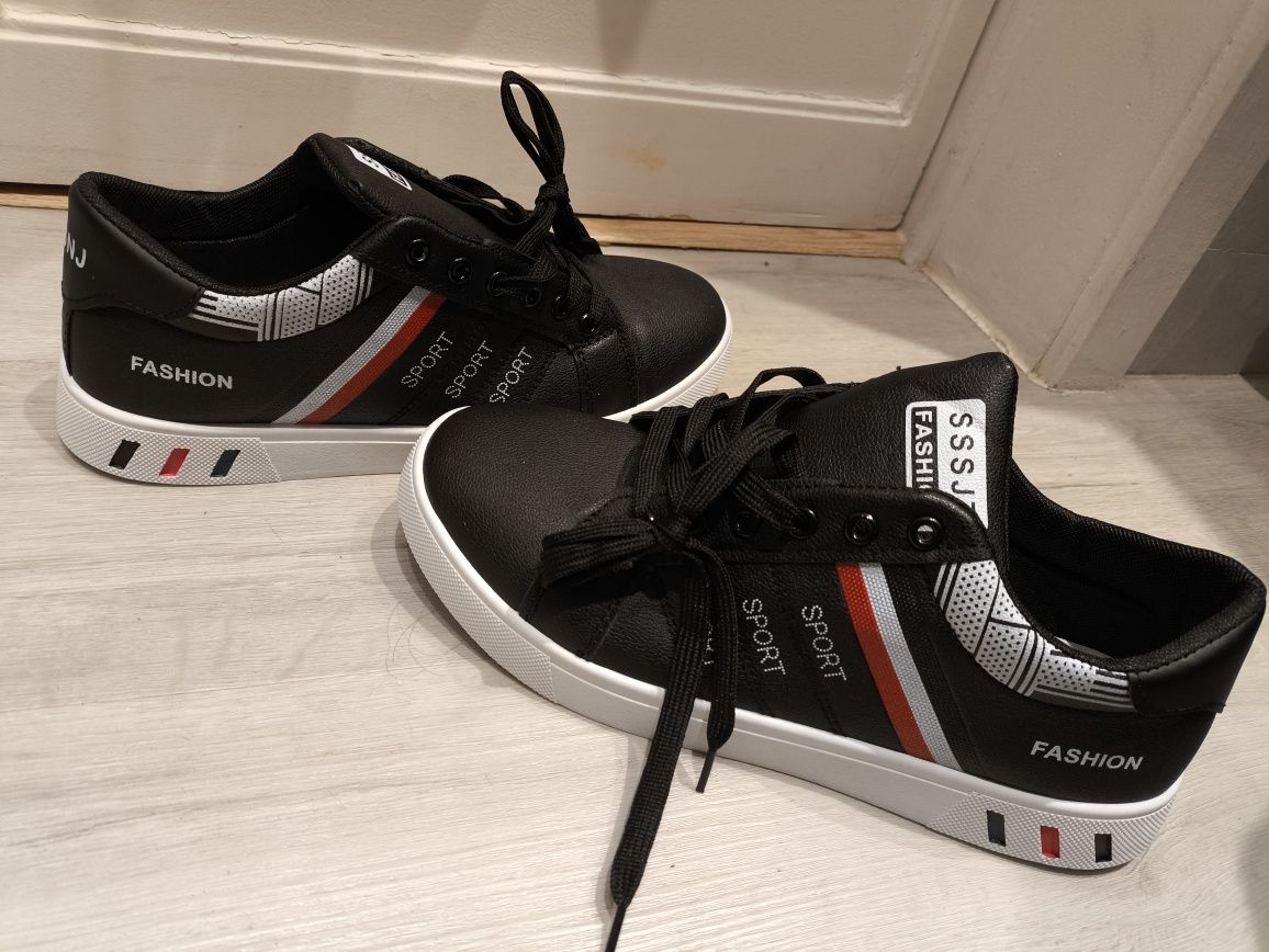 Tennis 43 novos. Tenis nunca usados Temu