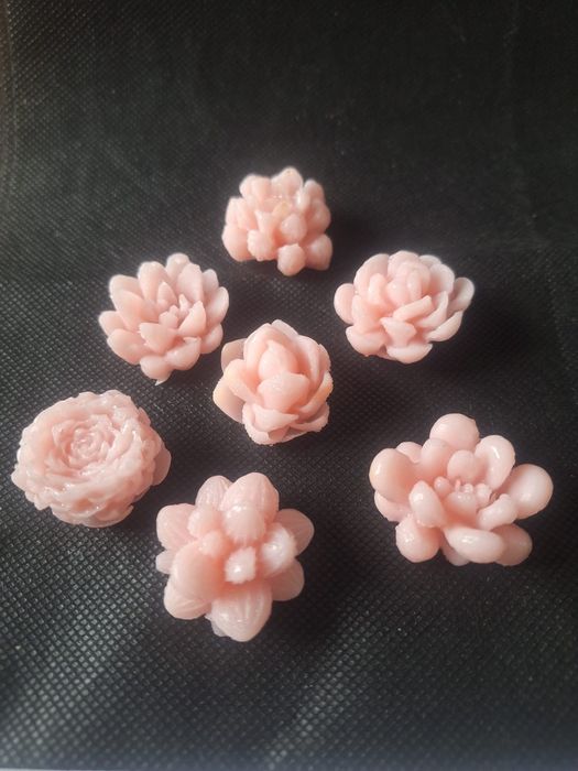 Mini sabonetes em forma de suculentas