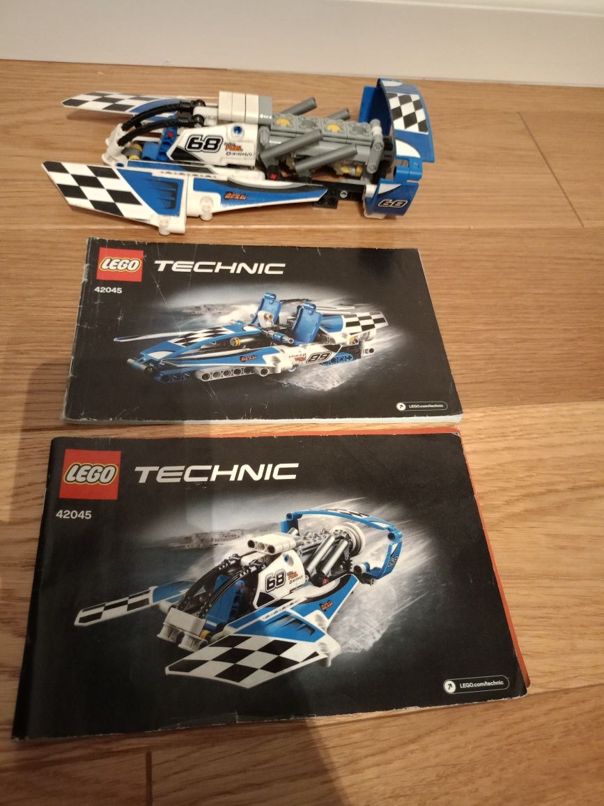 LEGO Technic 42045 Wyścigowy Wodolot
Indeks 42045