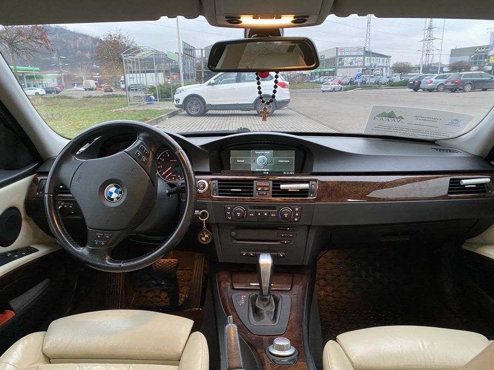 BMW 325ix в кузові е 90, повний привід