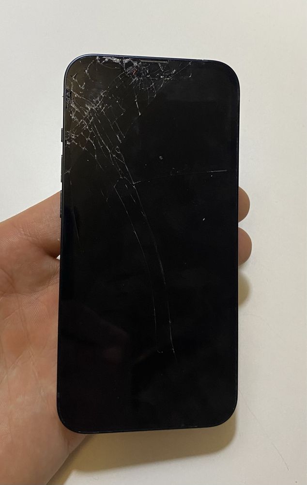 Телефон iPhone 13 /на запчастини! D503