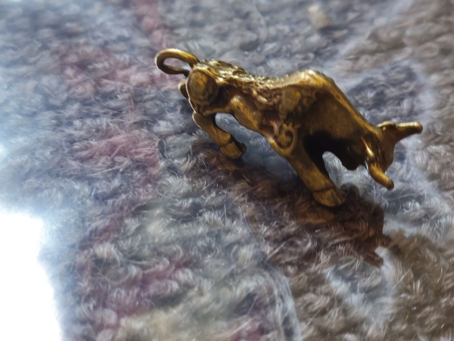 Nowa figurka z mosiądzu Byk Bull Wall Street Donald Trump lata.80