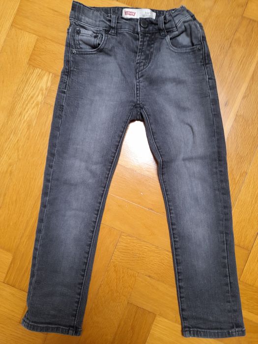 Calças Levis 5 anos