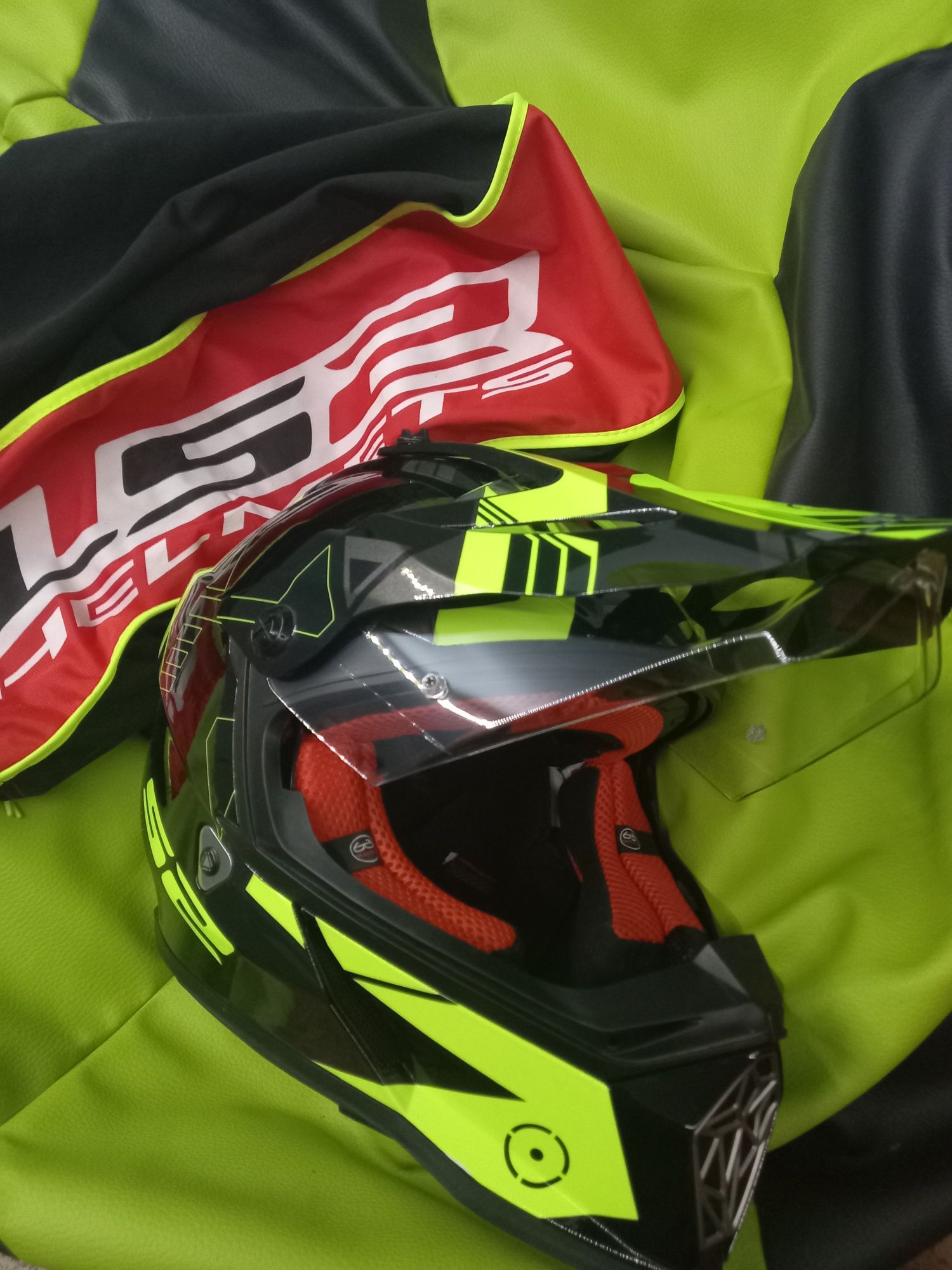 Kask LS2 Pioneer MX436 XS