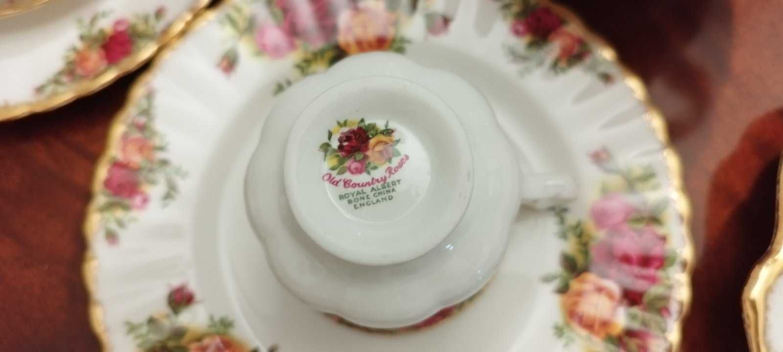 Шикарный английский чайный сервиз"Old Country Roses "Royal Albert