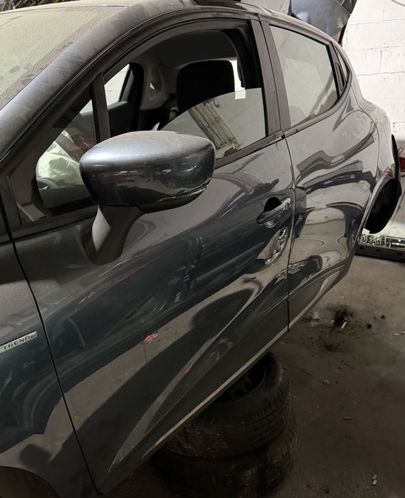 Renault clio 4 Mala/Parachoques/Portas