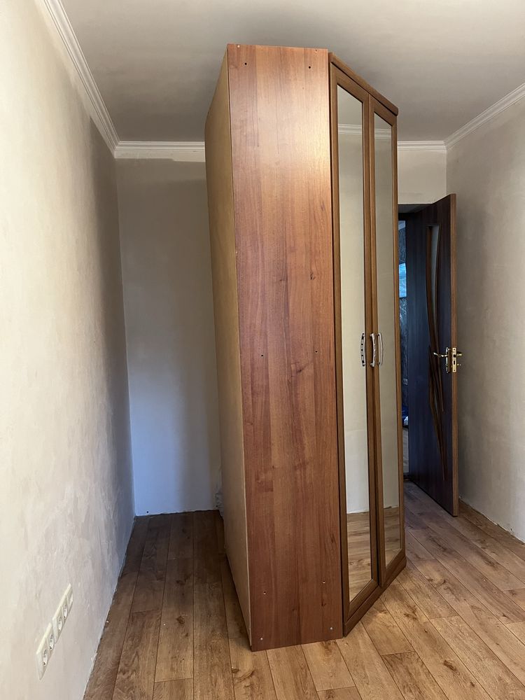 Кутова шафа Угловой шкаф в спальню