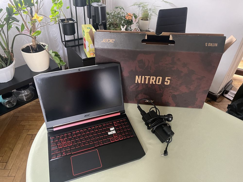 Laptop Acer Nitro 5, i5, gtx 1650, 8gb, 1tb