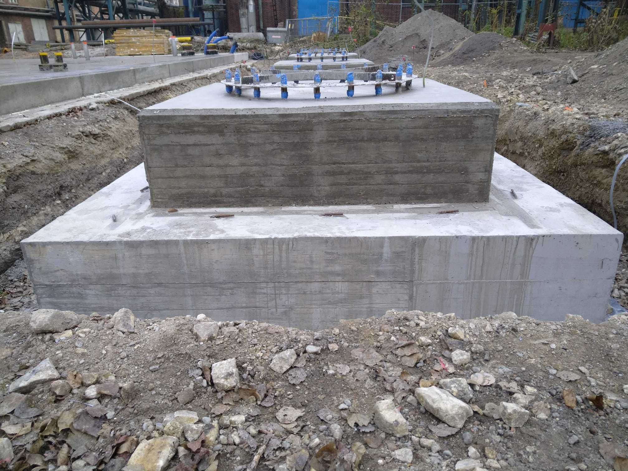 Fundamenty technologiczne, płyty, stopy, kanały