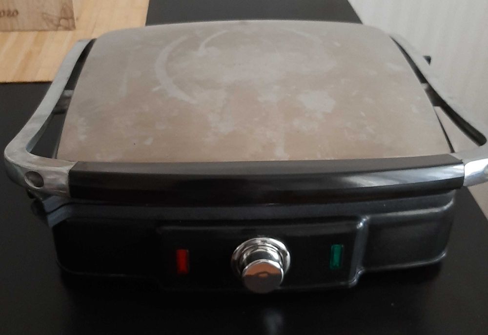 Контактний гриль Aurora