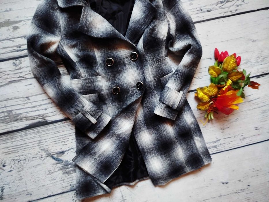 F&F śliczny markowy NOWY płaszcz rozmiar 36