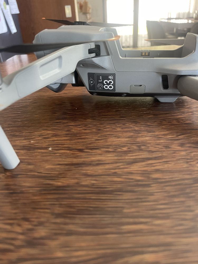 Dji Air 2S + 5 baterias e 2 RC