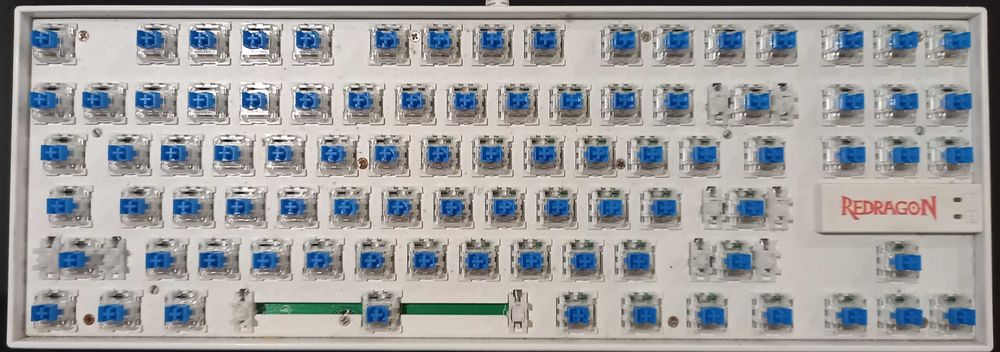 Computer ASUS / Monitor AOC / Teclado Mecânico --> Bundle