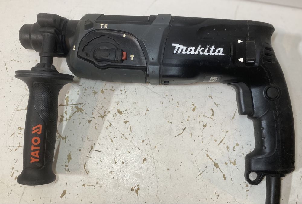 Перфоратор → Makita HR2470 на 2.4 Дж. | 780 Вт.