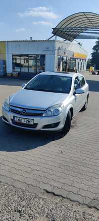 Opel Astra H Hatchback