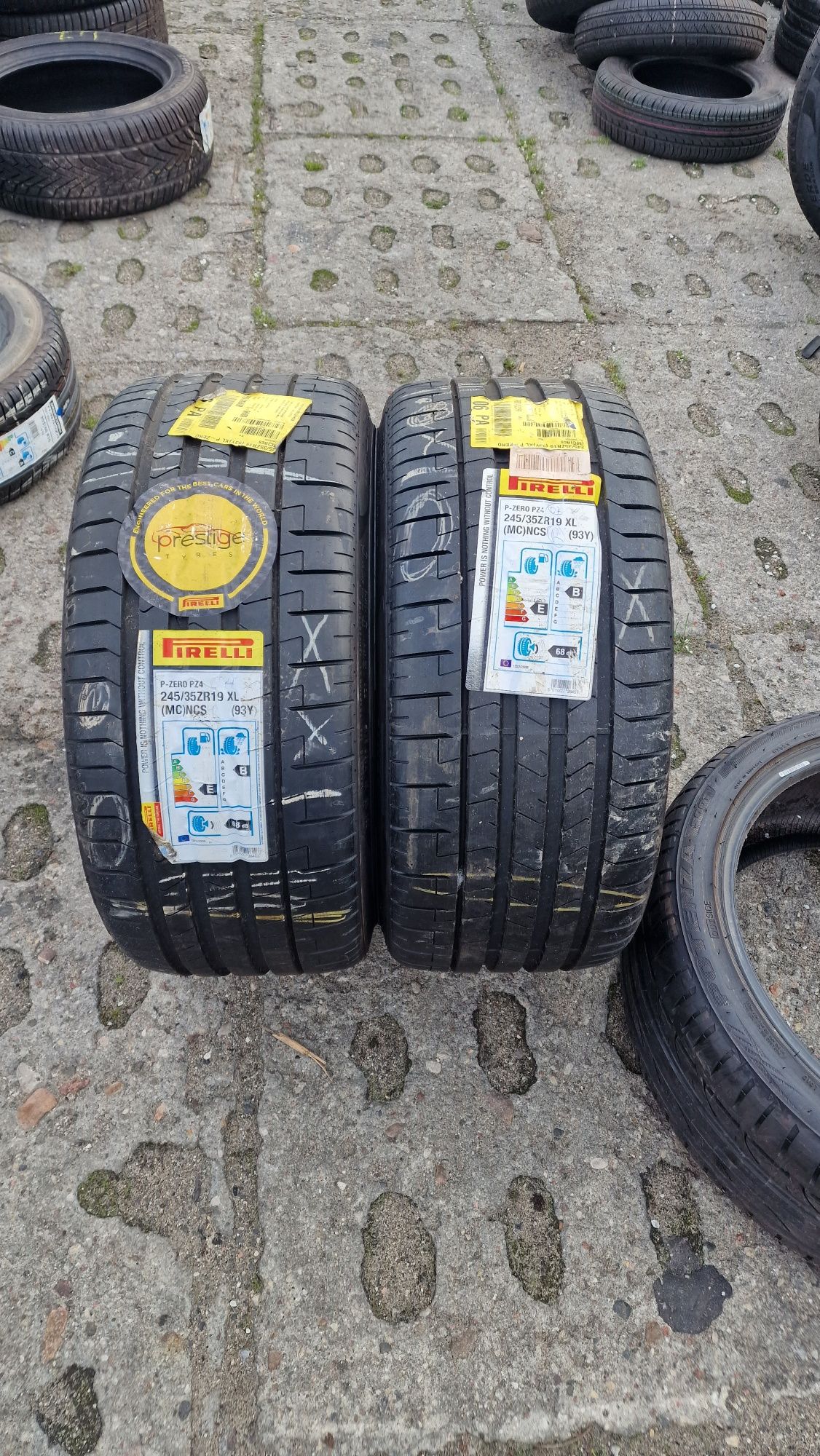 245/35r19 Pirelli P Zero TM MC MNCS XL 93y