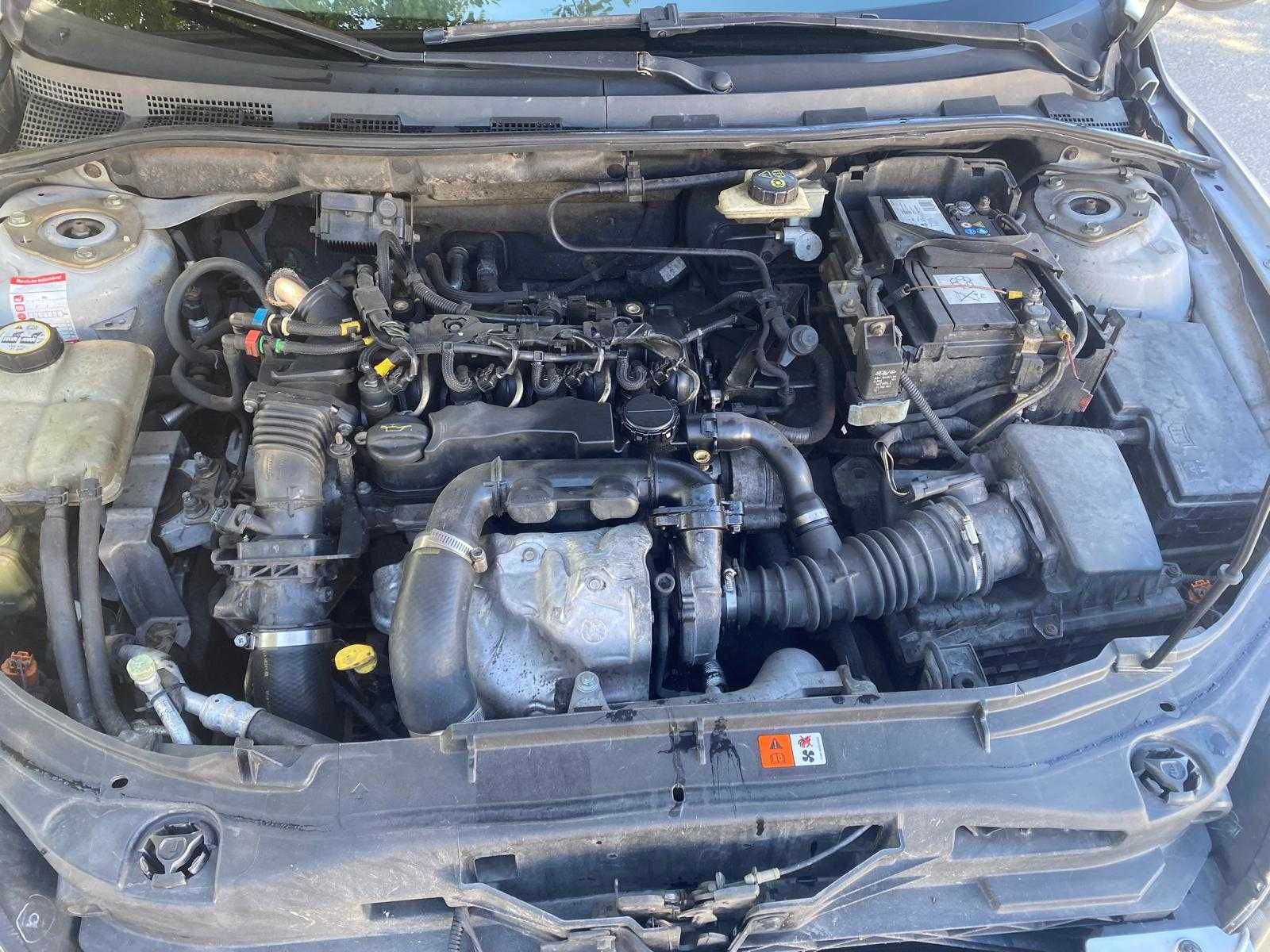 Vendo Mazda3 2005, bom estado