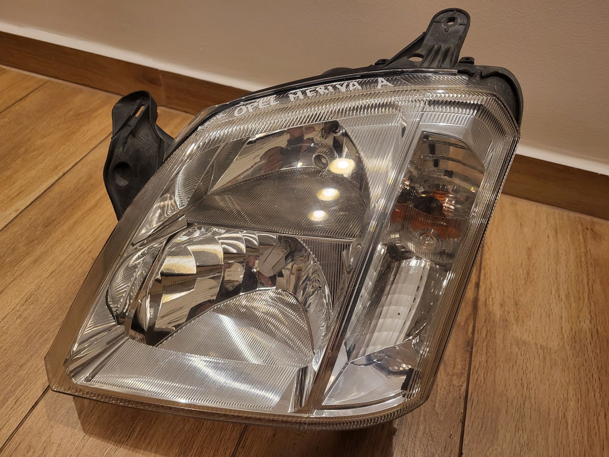 Lampa Lewa Przednia Lewy Przód OpeL Meriva A oryginalna VALEO*Europa*
