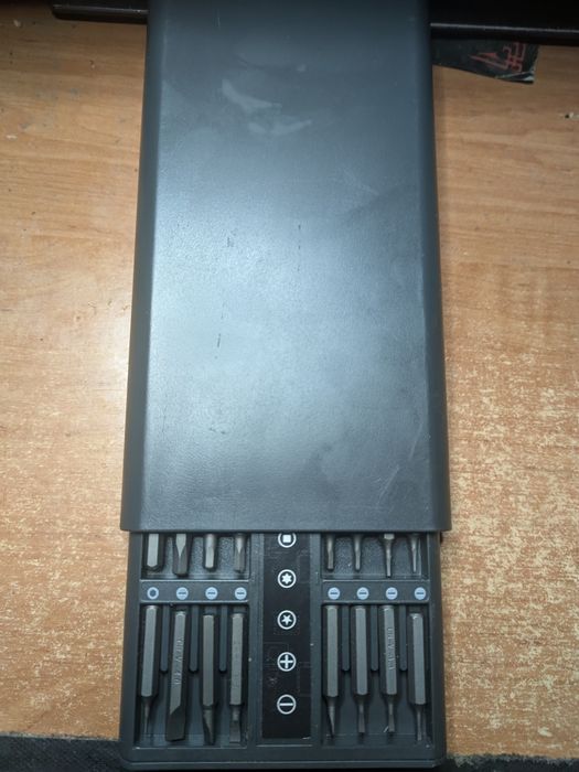 Pro.Tools Прецизійна магнітна викрутка 63 в 1