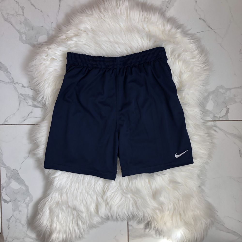 Вінтажні шорти Nike Dri Fit