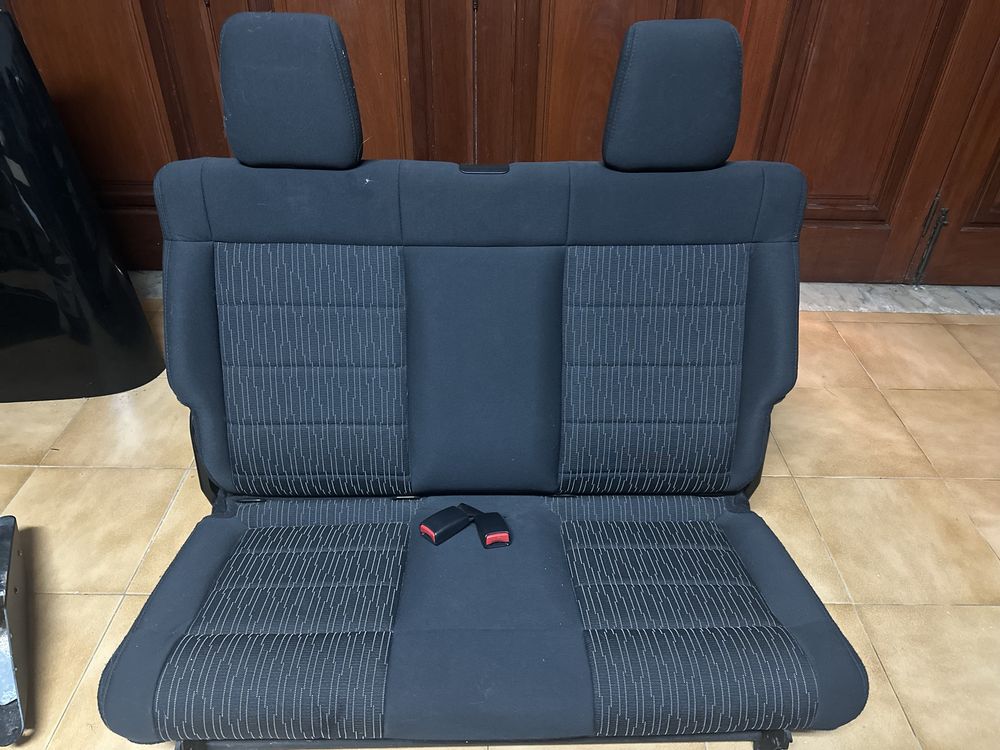 Banco traseiro Jeep Wrangler JK