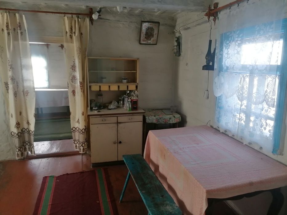 Продам Будинок та гоосподарські Будівлі