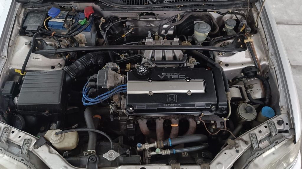 Honda Civic VTI 1.8 b 18