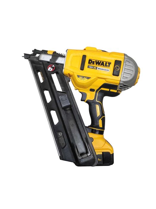 Gwoździarka Dewalt dcn692 aku 5ah
