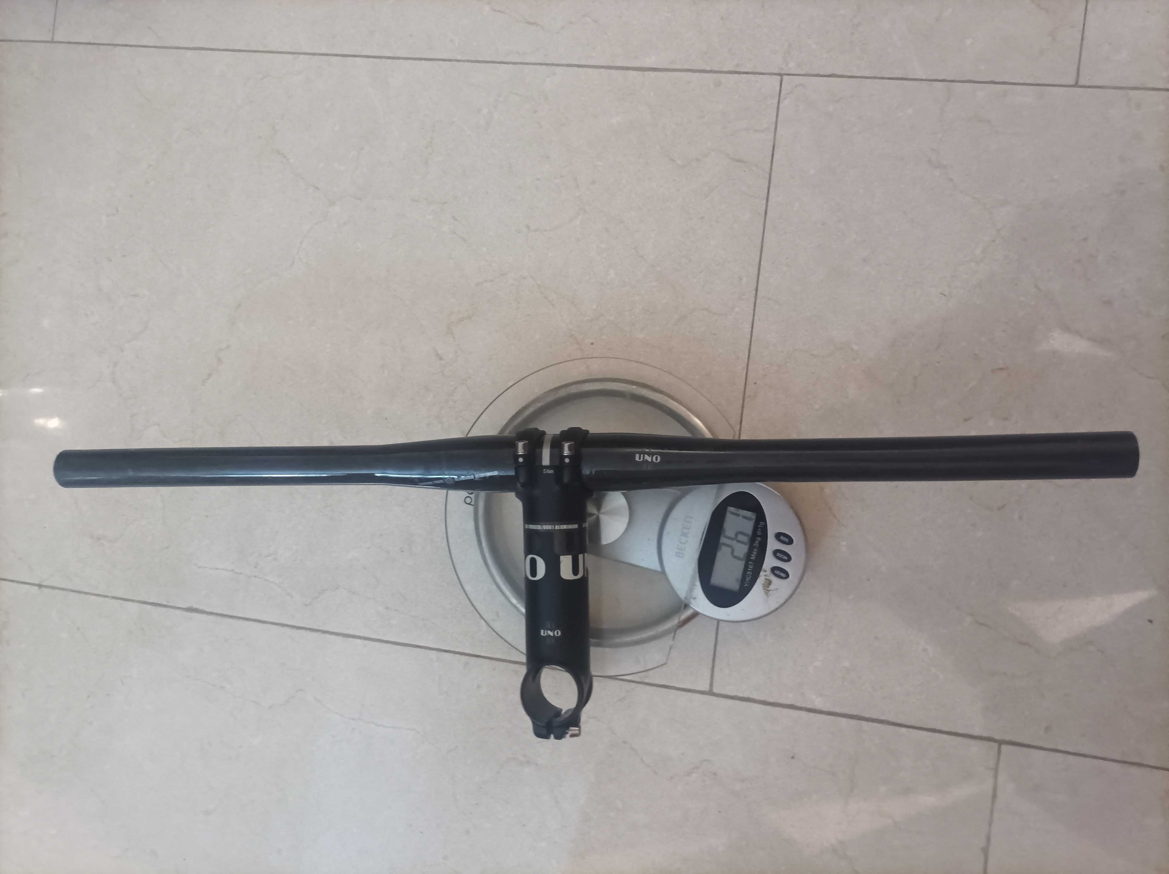 Diversos acessórios bicicleta