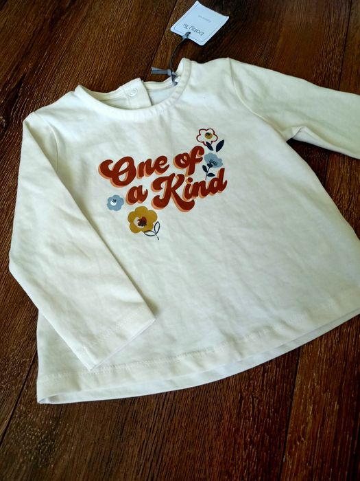 Nowa z metką bluzeczka dla dziewczynk 62 68 na 3 6 miesięcy