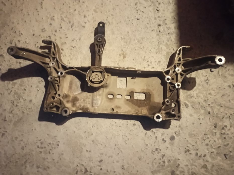 Підрамник Пассат б6