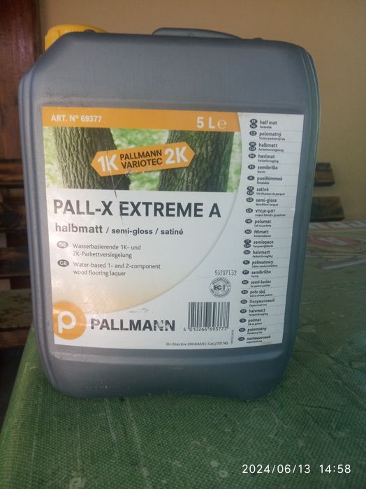 Лак для паркета.