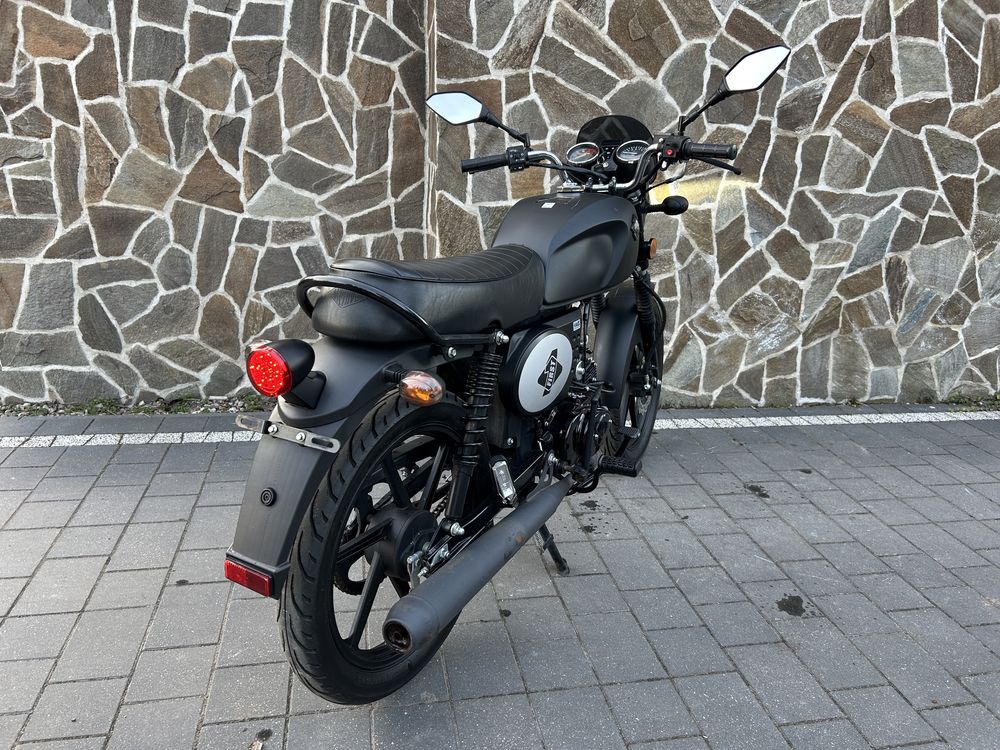 ARCHIVE FIRS NERO OPACO 50 4T wtrysk 2023 rok Junak Barton