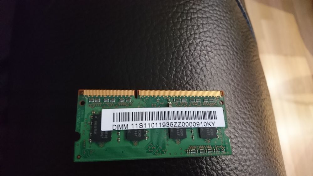 Pamięć RAM SO DIMM 1 GB 1Rx8 PC3 10600S 09 10 ZZZ stan idealny