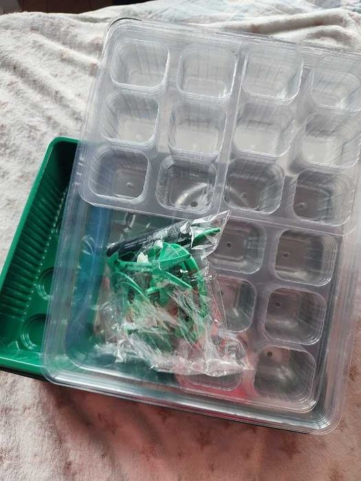 4X Taca Do Kiełkowania Roślin Mini Szklarnia