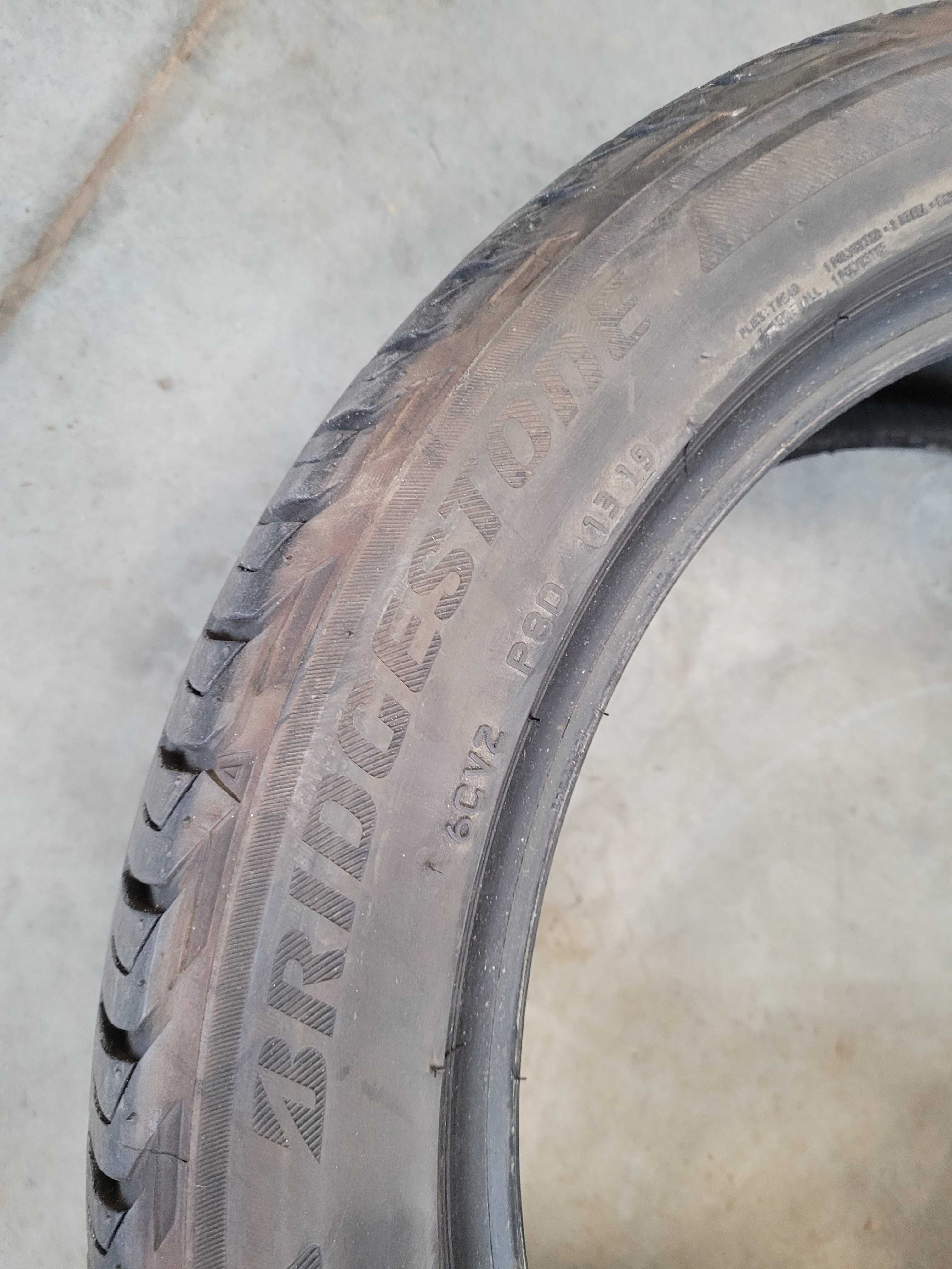 Komplet opon Bridgestone 215/50 R 18