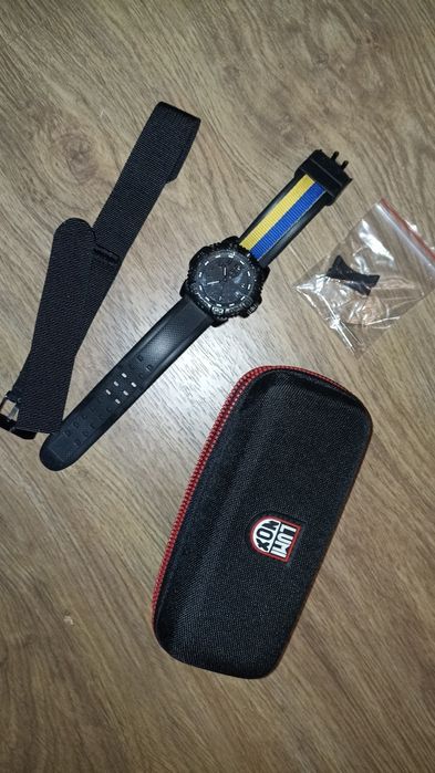 Годинник Lumi Nox 3050/3950 Швейцарія