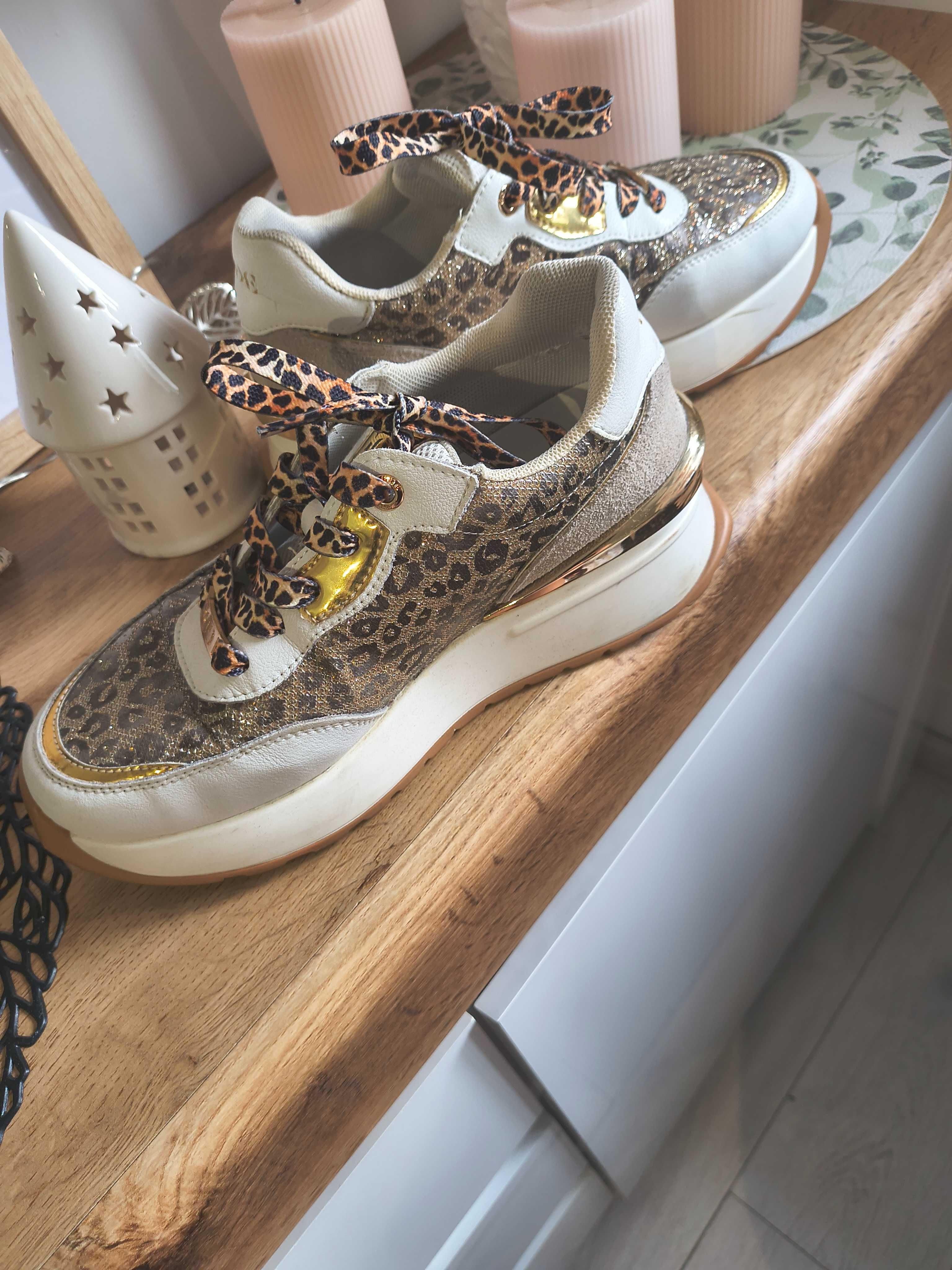 Buty damskie orginalne Goe
