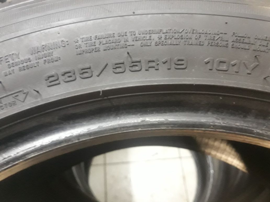 4 Opony letnie 235/55r19 GOODYEAR 2018r